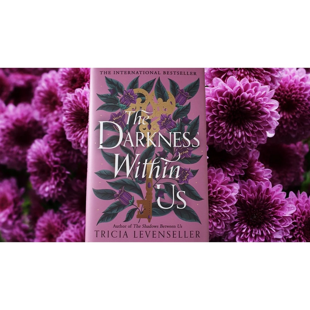 The Darkness Within Us by Tricia Levenseller - (Key Cover) - KP